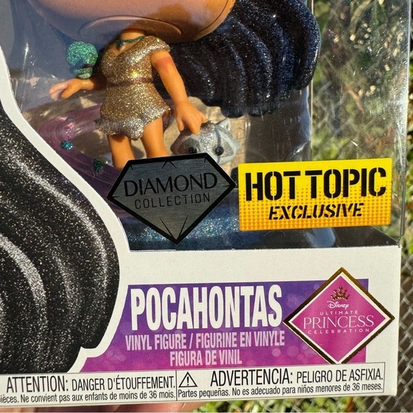 Disney Princess Pocahontas Diamond Collection Hot Topic Exclusive Funko Pop - Picture 2 of 9